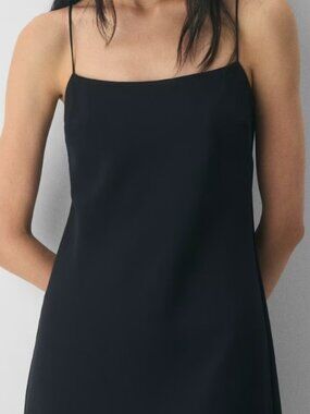 Babaton Midi black plain dress